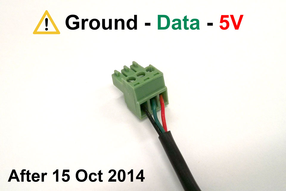 After October 15, 2014, the sensors have Red=5V, Green=DATA, Black=GND